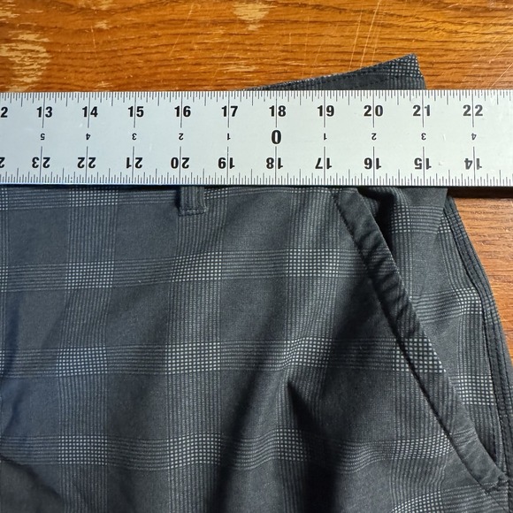 Hang Ten Hybrid Mens Dark Gray Plaid Shorts Size 42‎ Golf - Picture 5 of 7